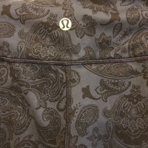 Lululemon pants